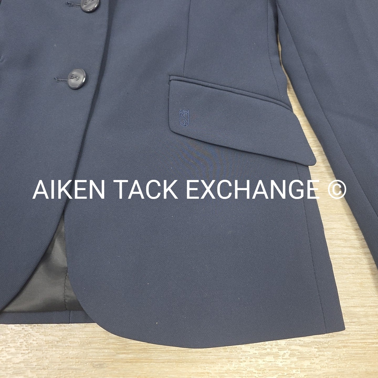Tredstep Symphony Jr Show Coat, Size 12