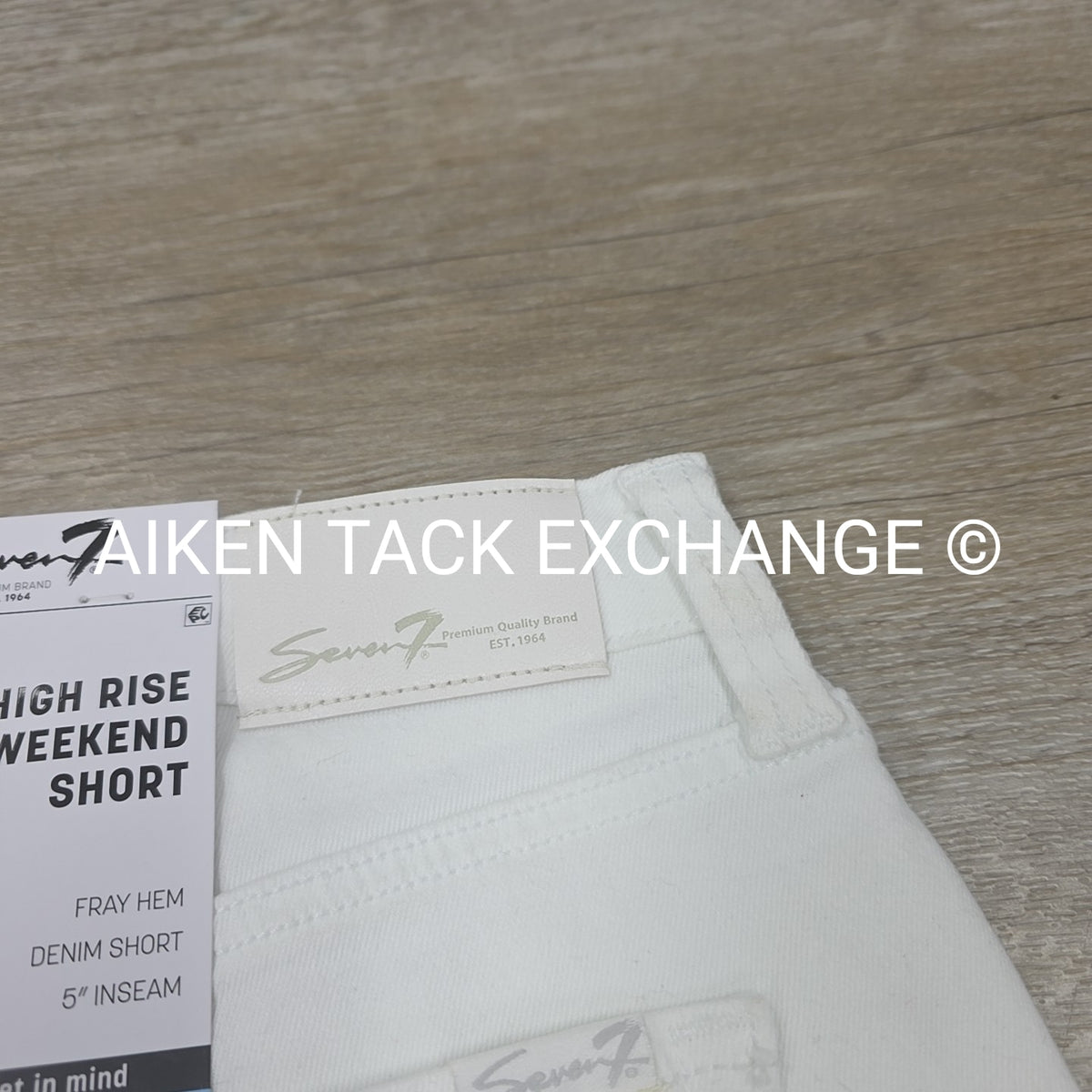 Seven7 High Rise Weekend Shorts, Size 10