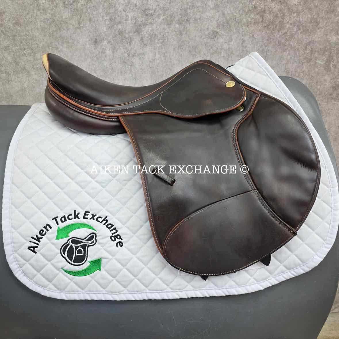 2004 Prestige Nona Garson Elite Close Contact Jump Saddle, 17" Seat, 33 Tree - Medium, Foam Panels