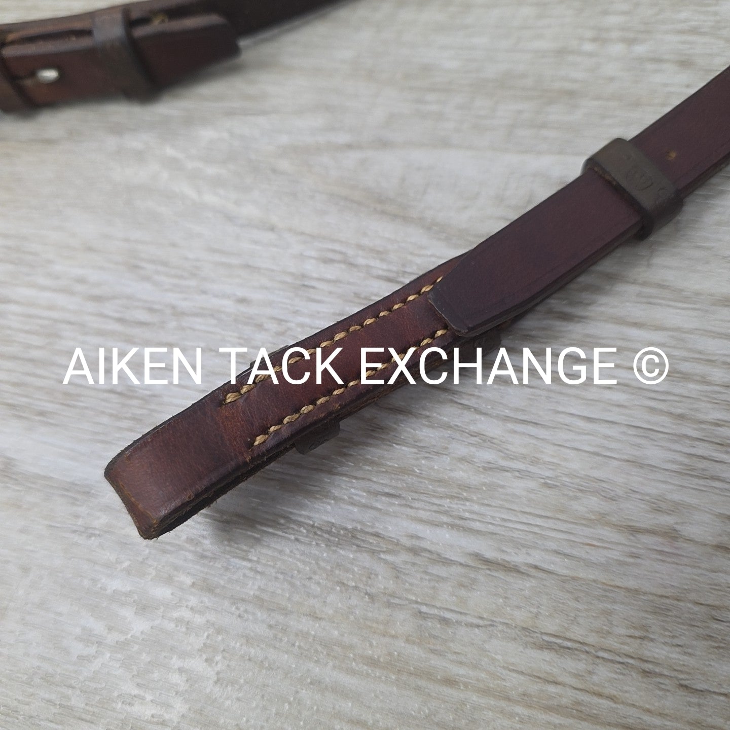 BARGAIN BUNDLE: Stubben Bradoon Hanger & Neck Strap, Brown