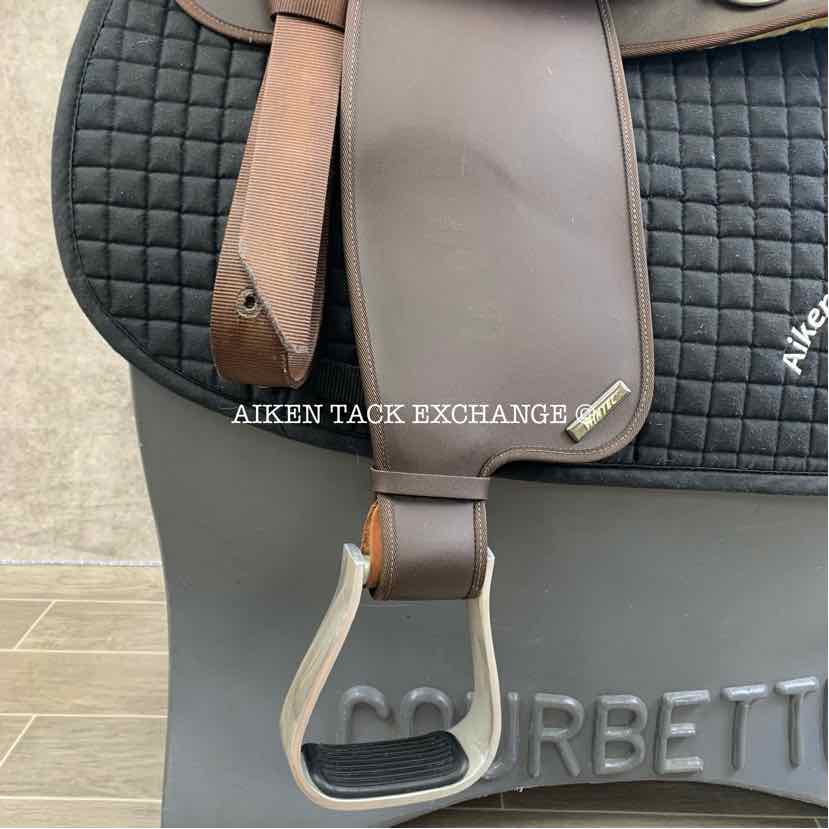 Wintec Western Saddle, 17" Seat, Regular Tree - Semi QH Bars
