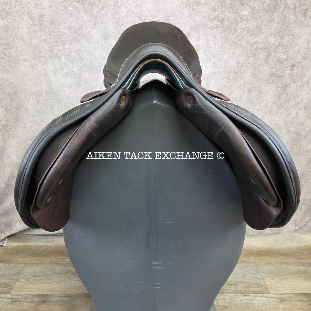 2011 Voltaire Palm Beach Close Contact Jump Saddle, 17.5" Seat, 2A Flap, Medium Wide Tree, PRO Panels, Full Buffalo Leather