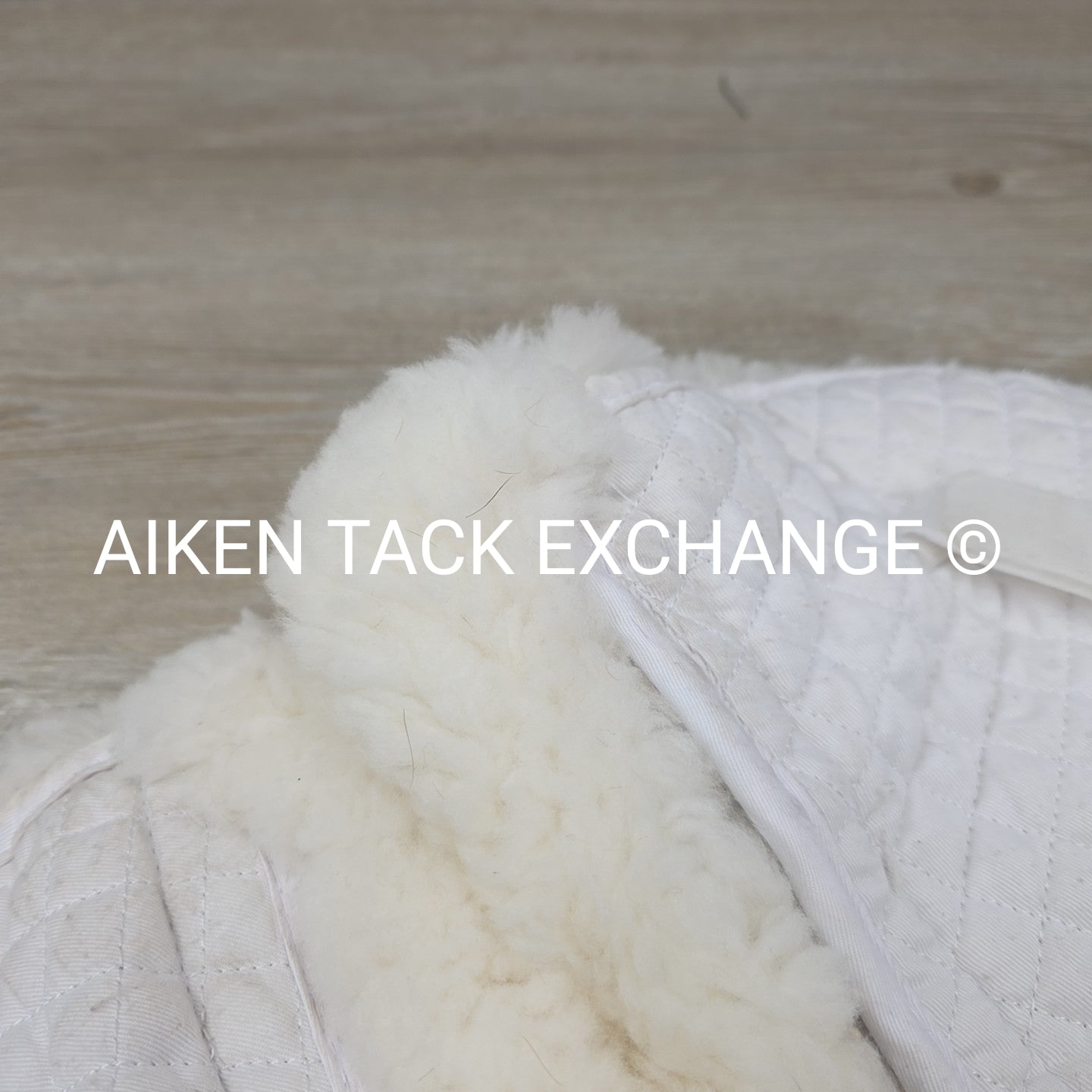 Majyk Equipe Ergonomics Correction Sheepskin Half Pad with Impact Shims, Size Me