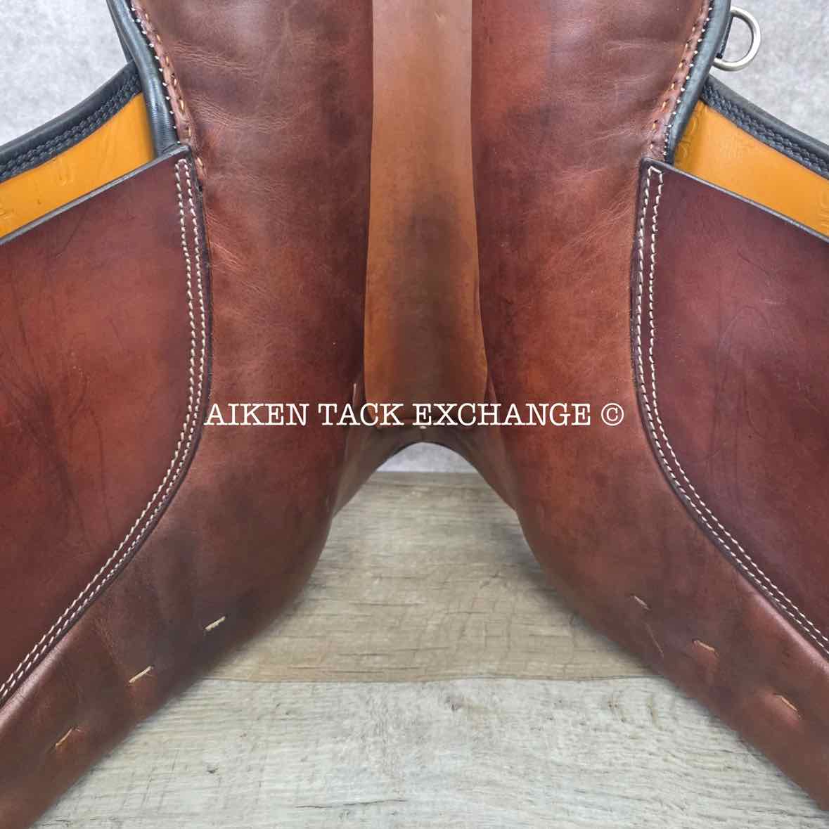 Stubben Romanus Dressage Saddle, 17.5" Seat, 31cm Tree - MW, Wool Flocked Panels