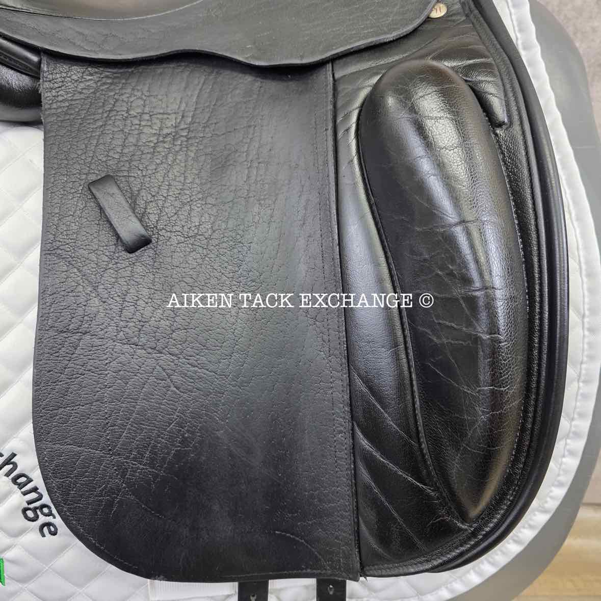 Kay Hastilow Kintbury Dressage Saddle, 18" Seat, Extra Wide Tree, Wool Flocked Panels