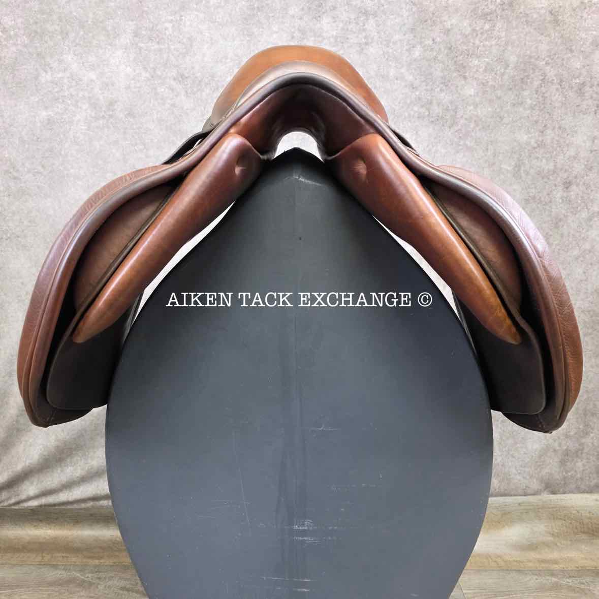 2017 PJ Close Contact Jump Saddle, 17" Seat, 3L Flap, Medium Wide Tree, Foam Panels