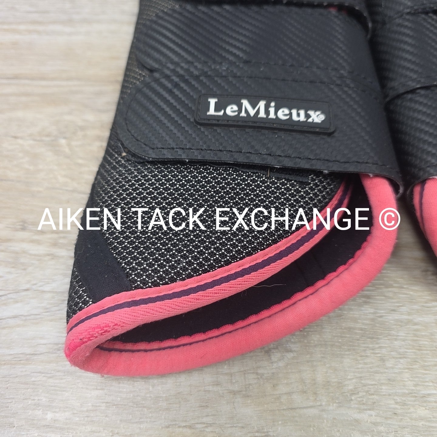 LeMieux Carbon Mesh Wrap Brushing Boot Set, Front Large, Hind X-Large