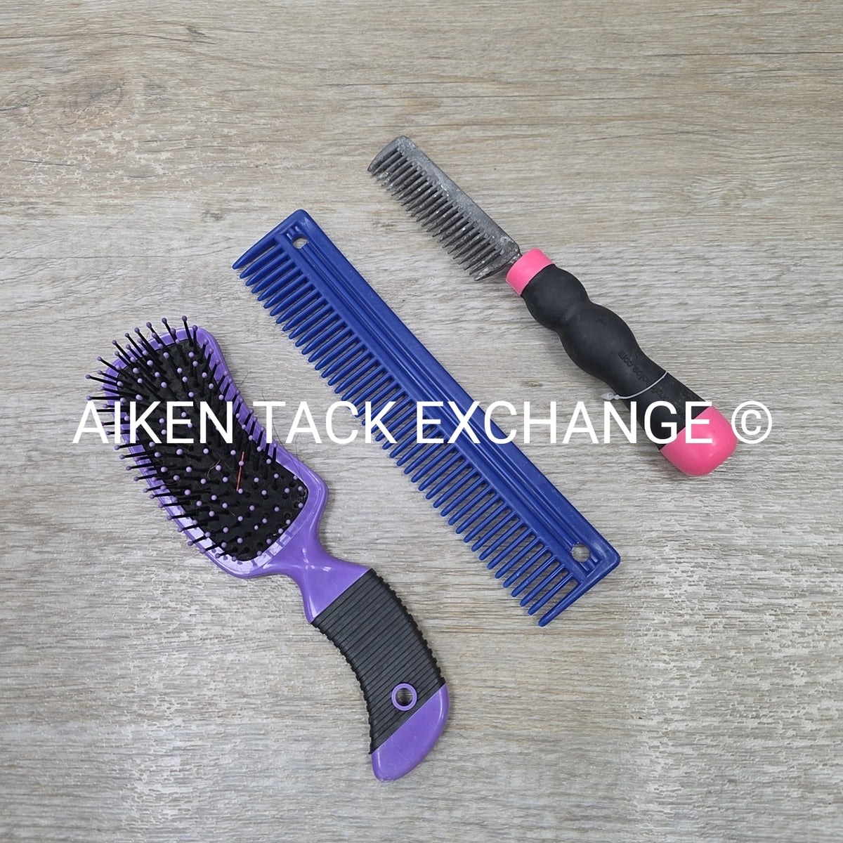 BARGAIN BUNDLE: 2 Combs & 1 Brush