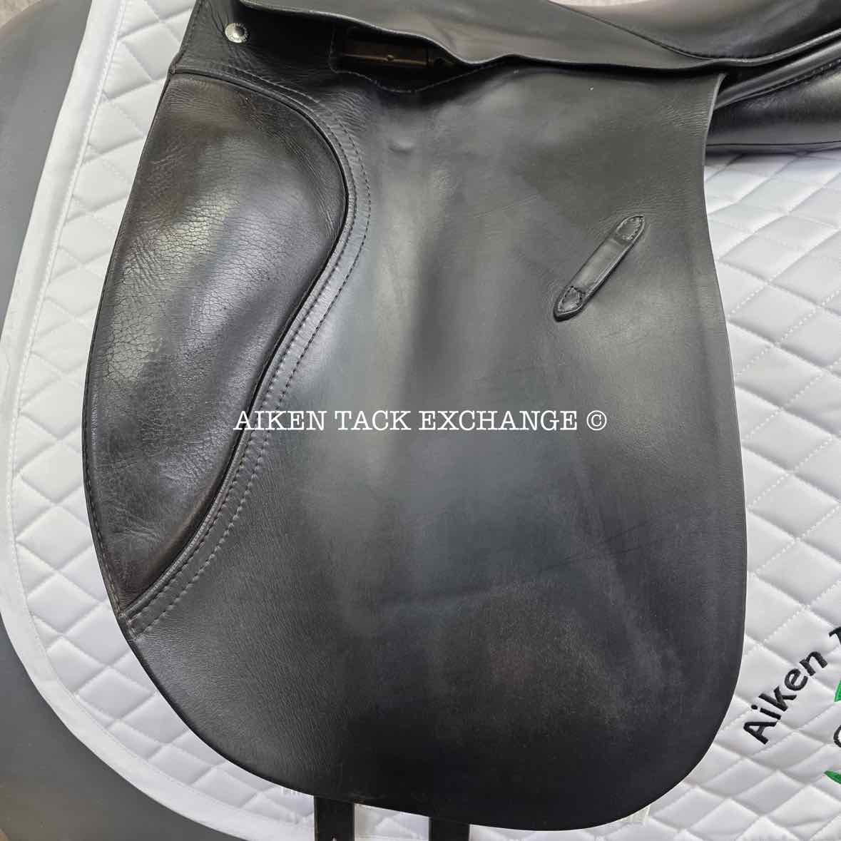 2006 Passier Optimum Dressage Saddle, 17.5" Seat, Medium Tree, Wool Flocked Panels