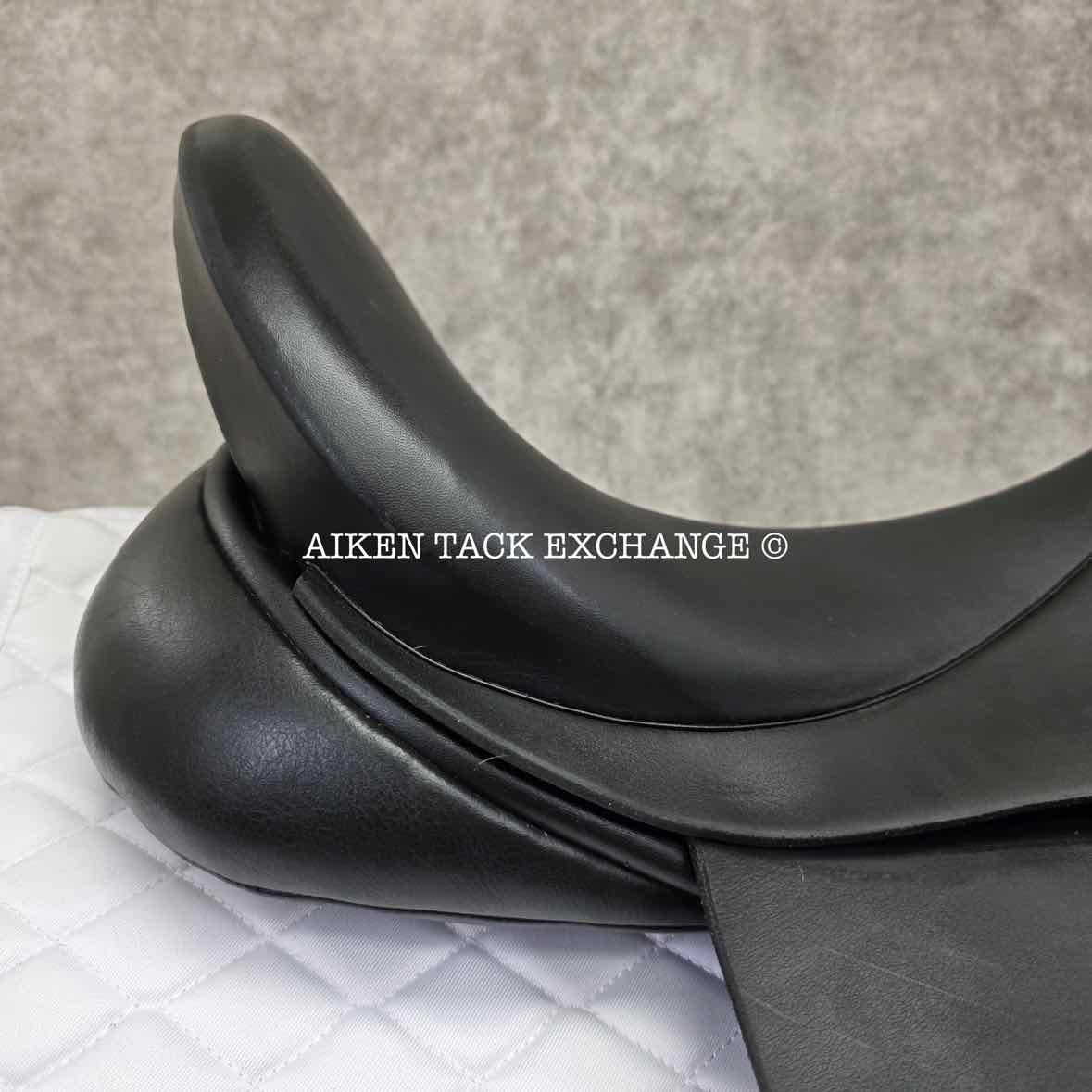 2010 Custom Saddlery Wolfgang Solo Dressage Saddle, 17.5" Seat, Adjustable Tree, Wool Flocked Panels