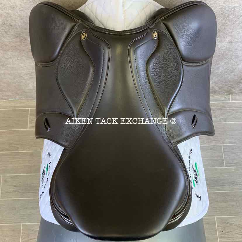 2023 Morgenroth Close Contact Jump Saddle, 18" Seat, Adjustable Tree - Set to MW, Wool Flocked Panels