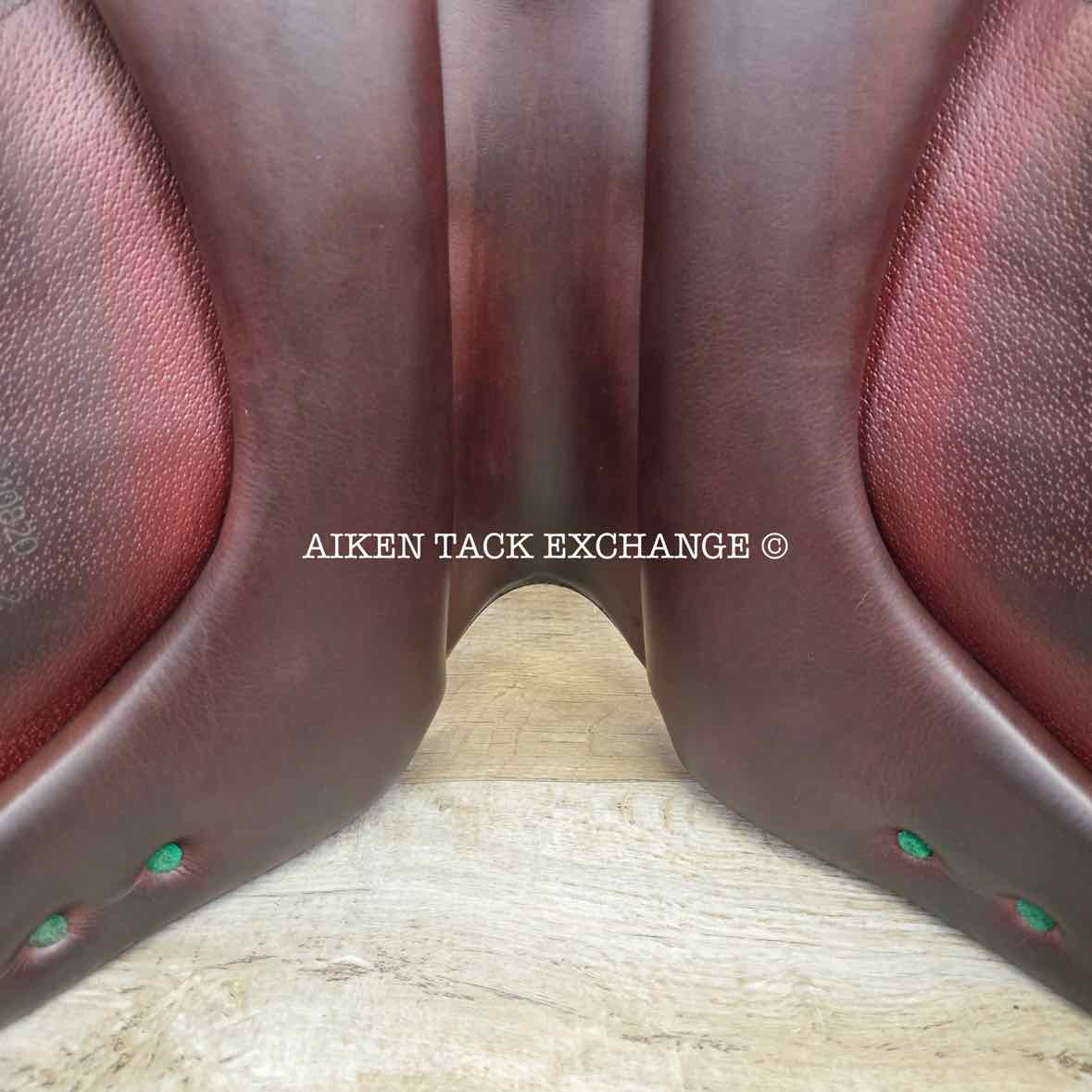2020 Equipe Viktoria E-Carbon Monoflap Dressage Saddle, 17" Seat, Short Flap, MW/W Tree, Foam Panels