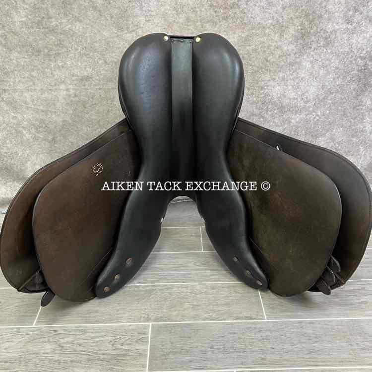 2013 Barnsby Aurora Close Contact Jump Saddle, 17" Seat, Medium Tree, Foam Panels