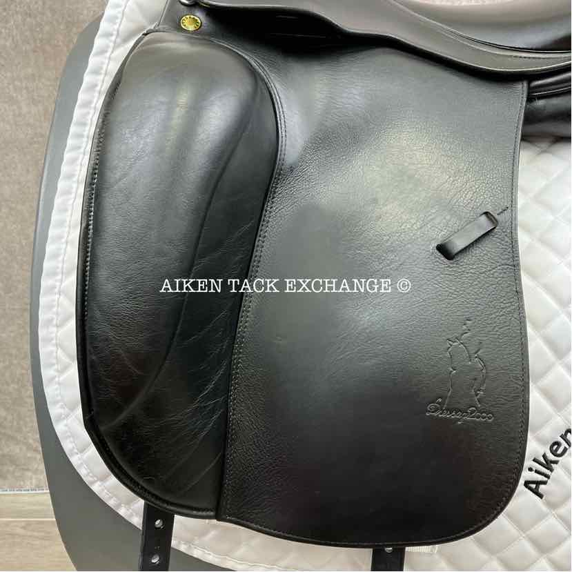 2000 Prestige Dressage 2000 Saddle, 18" Seat, 33 Tree - MW, Wool Flocked Panels