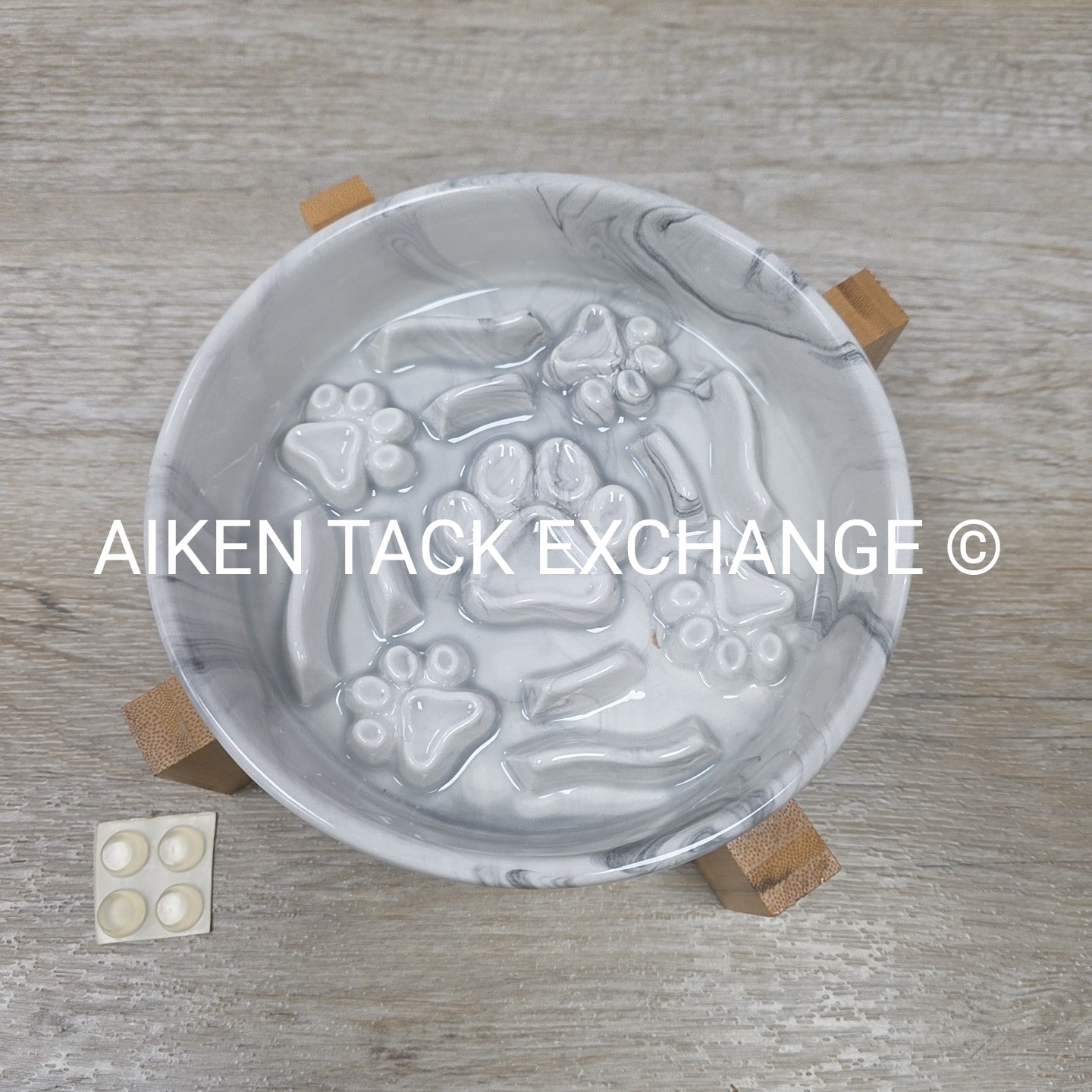 Elevated Ceramic Pet Feeder