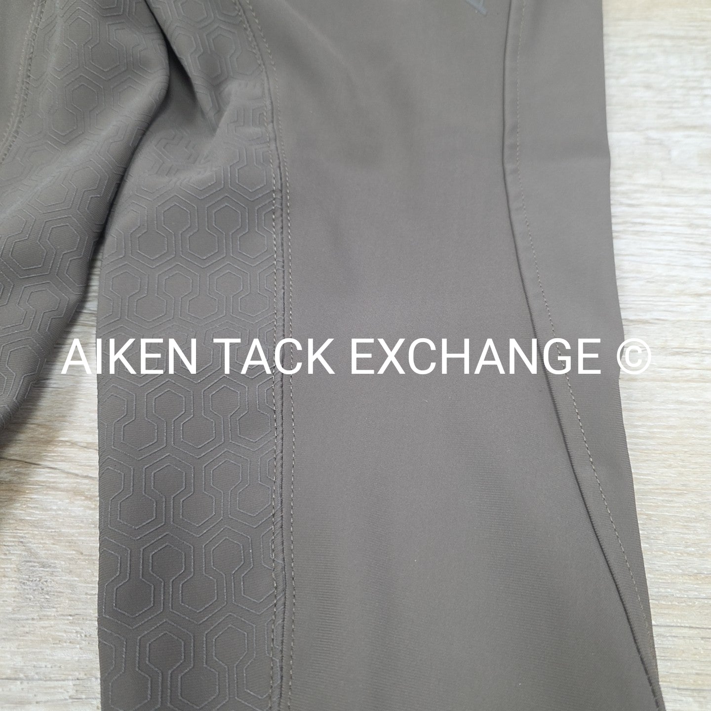 Ariat Tri-Factor Silicone Grip Full Seat Breeches, Size 30 R