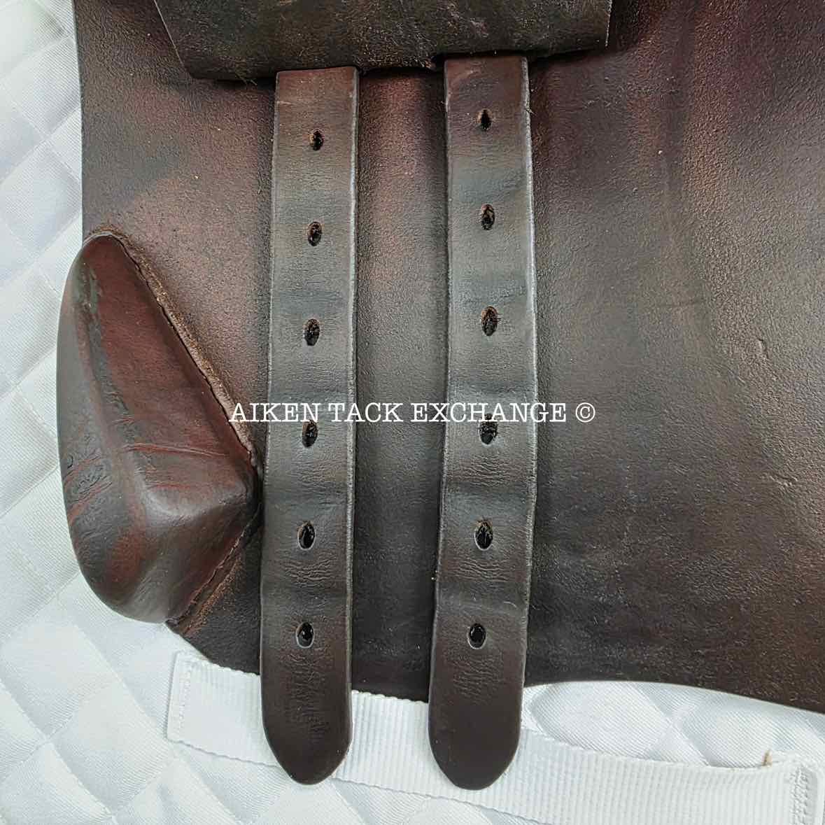 2015 Meyer Act 1 Close Contact Jump Saddle, 17.5" Seat, Medium Tree, Foam Panels