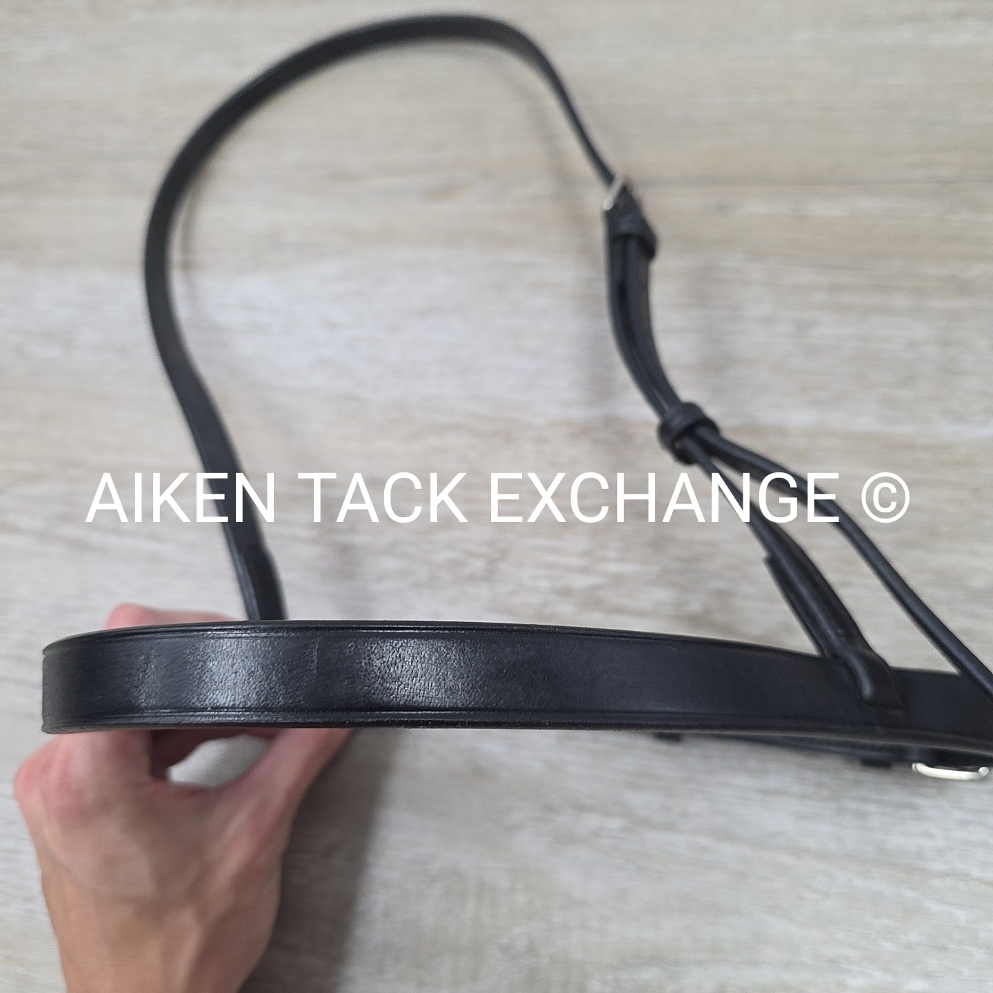 Bobby's English Tack Flat Leather Noseband, Black, Size Full