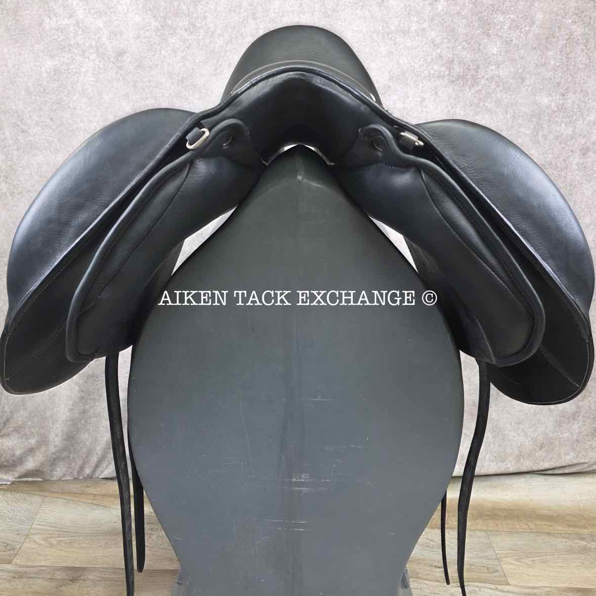 2023 MaxFlex Savannah Dressage Saddle, 17.5" Seat, XX-Wide Tree, Wool Flocked Panels