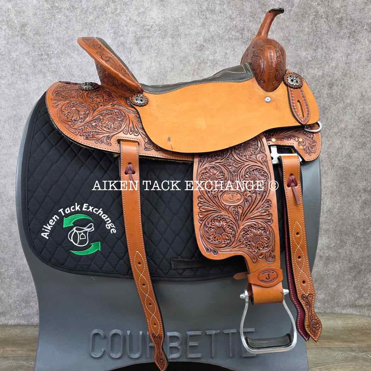 Circle J Western Saddle, 17" Seat, Regular Tree - Semi QH Bars