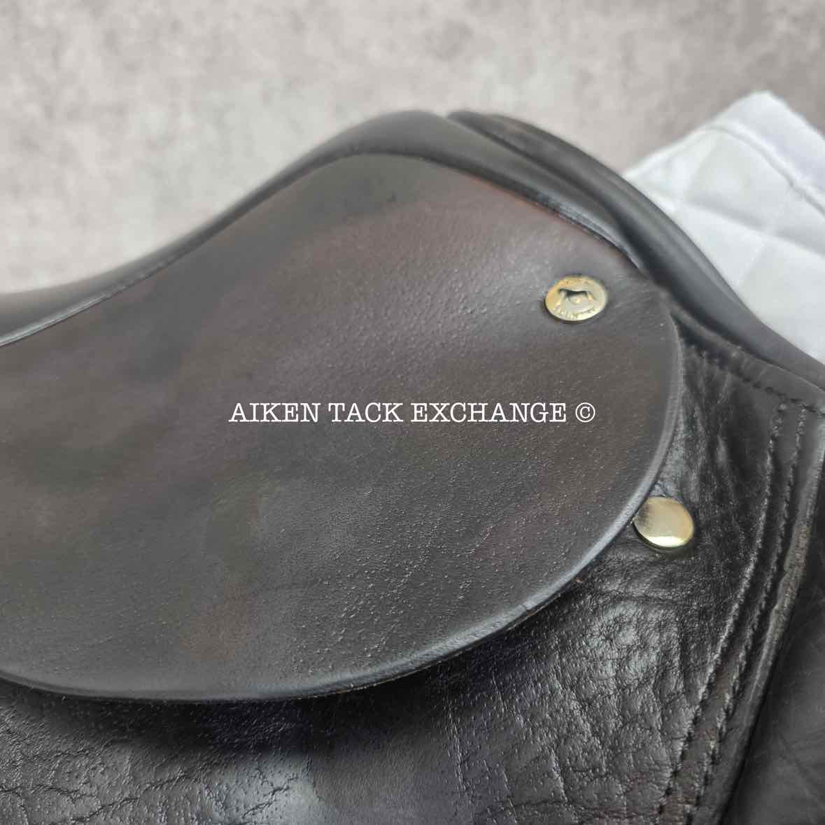 **SOLD** 2009 Black Country Ricochet Jump Saddle, 17" Seat, Medium Wide Tree, Wool Flocked Panels