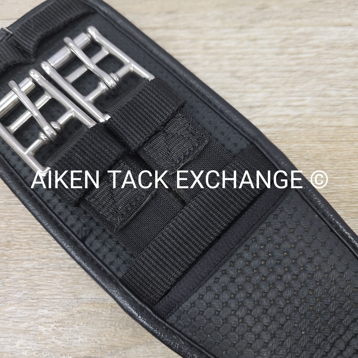 Ovation Airform Chafeless Dressage Girth, Black, 26"