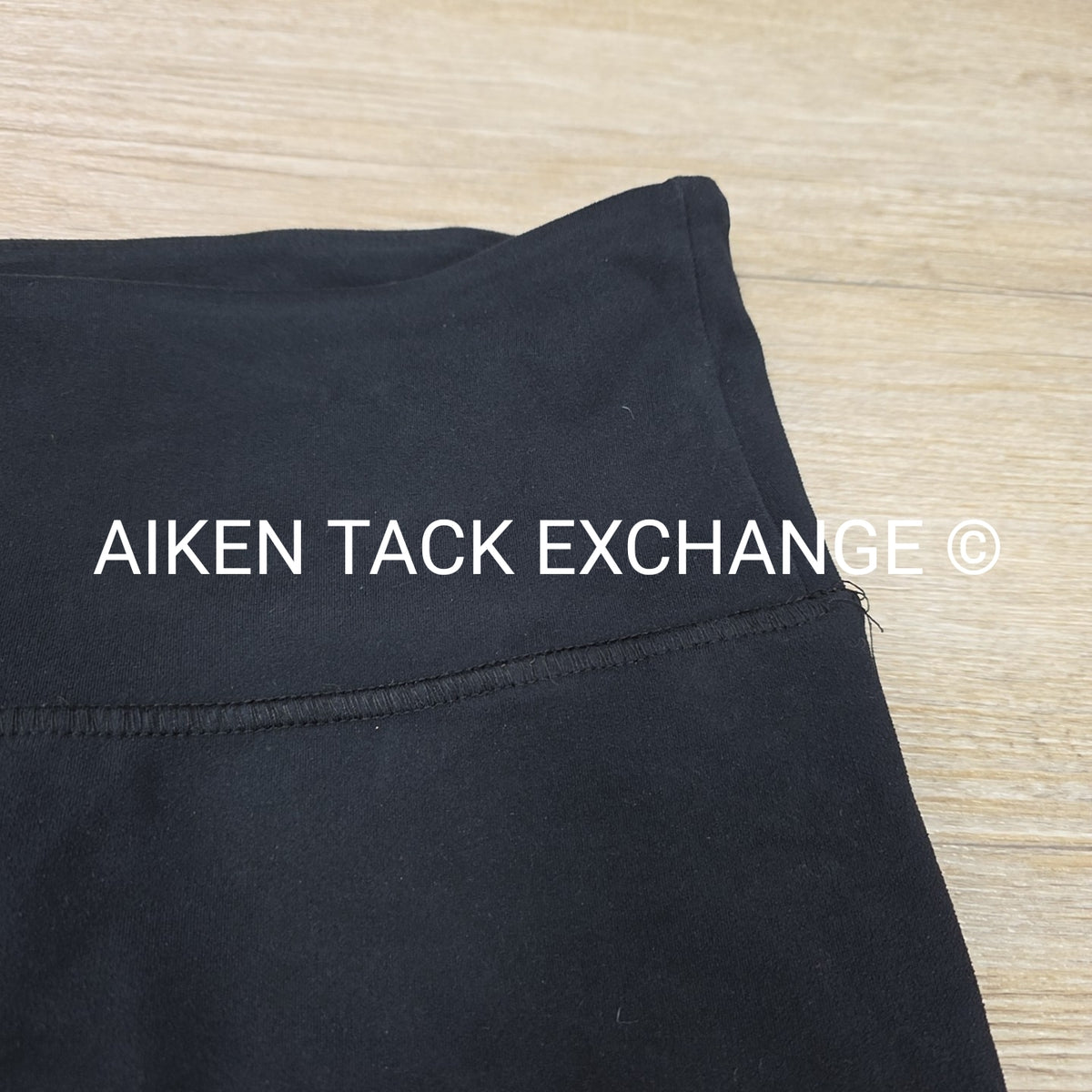 Zobha Leggings, Size Medium