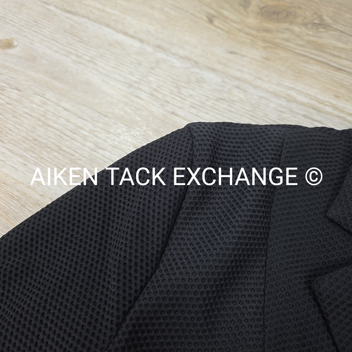 HR Mesh Show Coat, Size 6