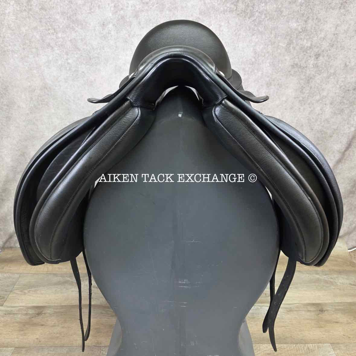 2011 Bates Dressage Saddle, 17.5" Seat, Adjustable Tree - Changeable Gullet, CAIR Panels