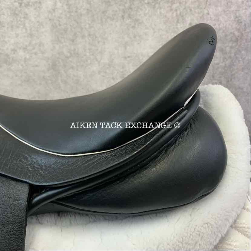 2012 JRD Alvina Dressage Saddle, 18" Seat, Wide Tree, Wool Flocked Panels