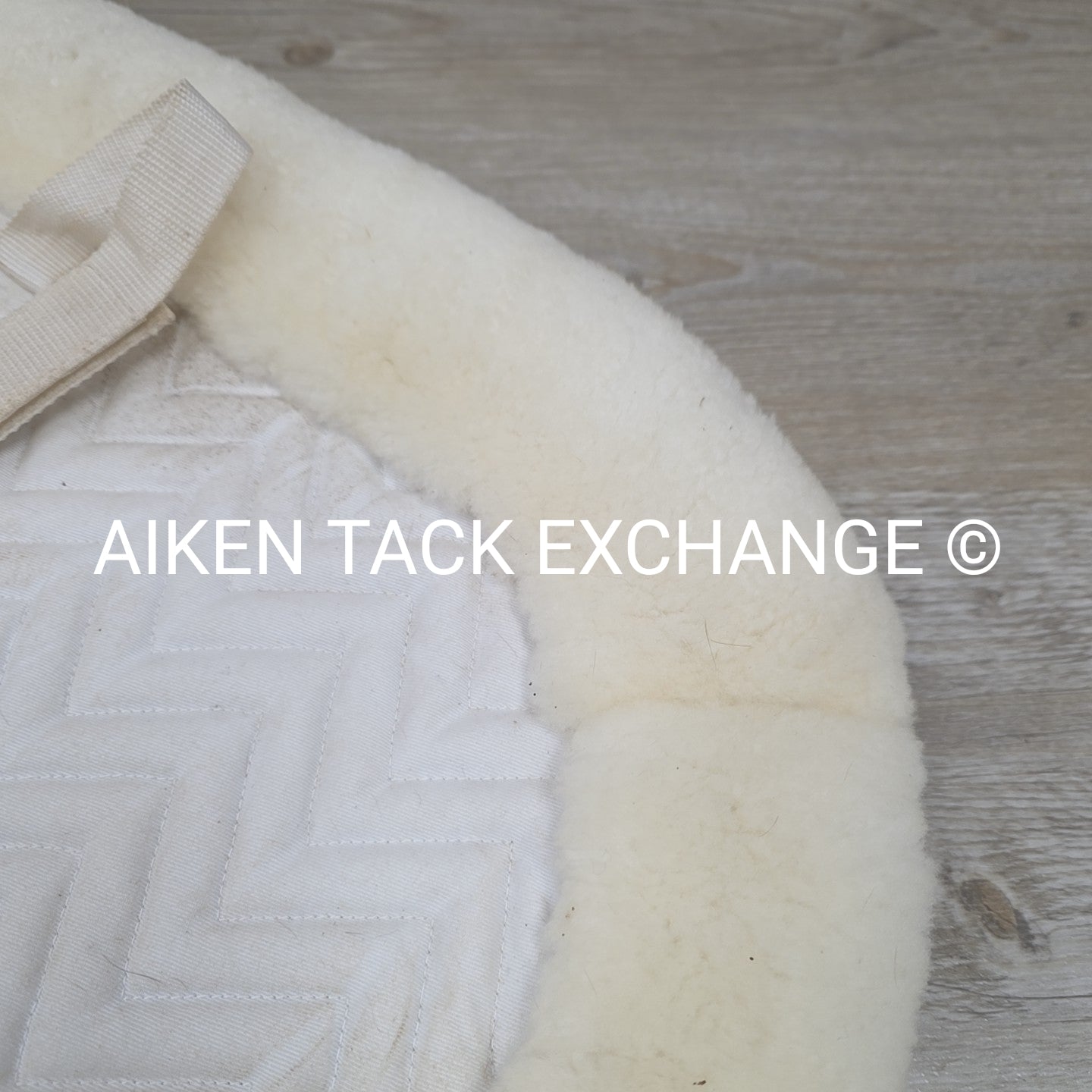 Fleeceworks Classic Dressage Pad with Full Sheepskin Trim, Large