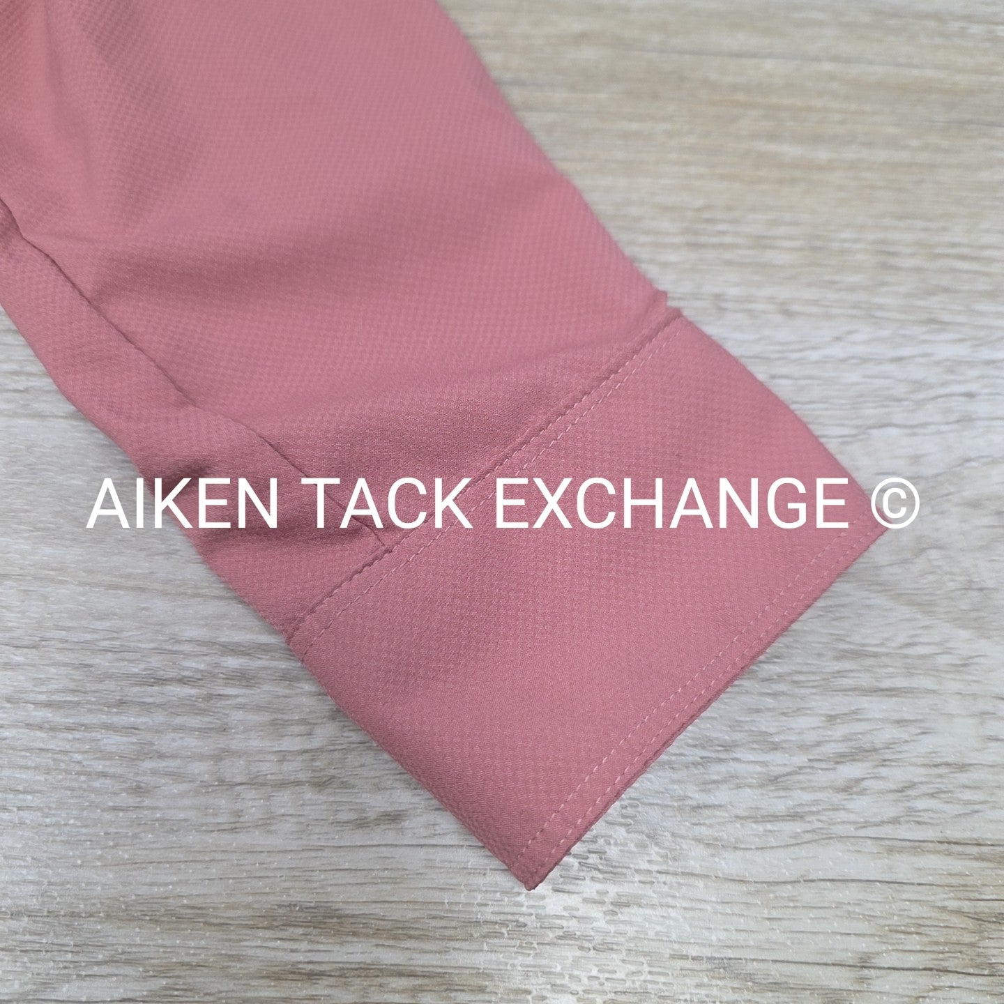 Ariat Outbound VenTEK Button Down Shirt, Women's Medium