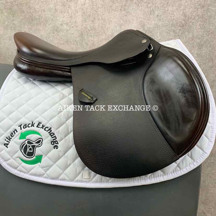2018 Amerigo Vega Jump Saddle, 18" Seat, Medium Wide Tree, Wool Flocked Panels