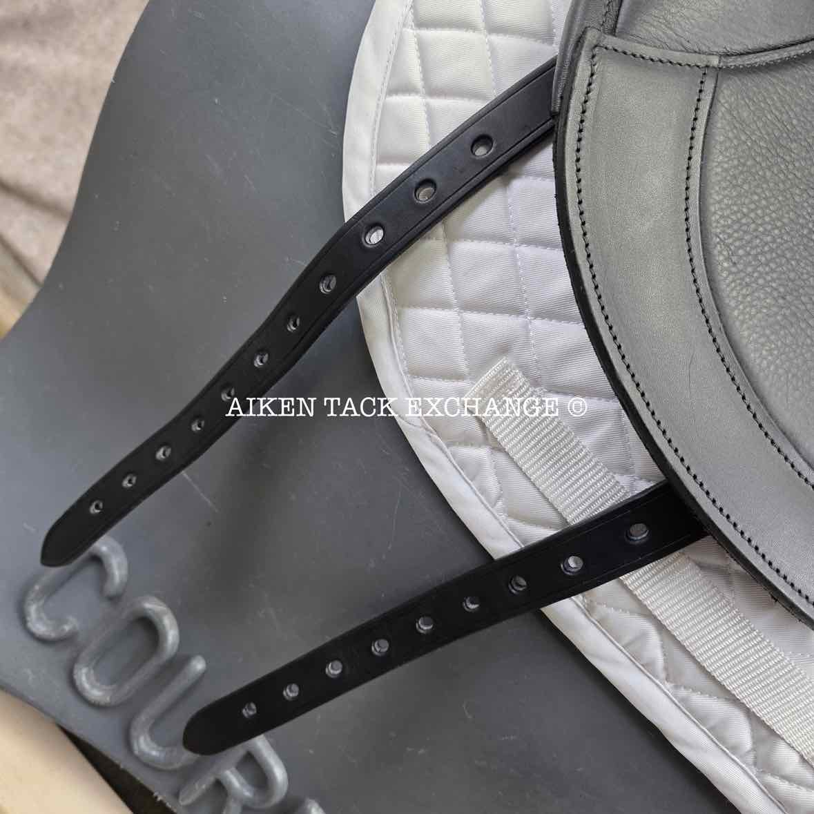 2023 Envy by Custom Saddlery Motion Monoflap Dressage Saddle, 17" Seat, Adjustable Tree, Wool Flocked Panels