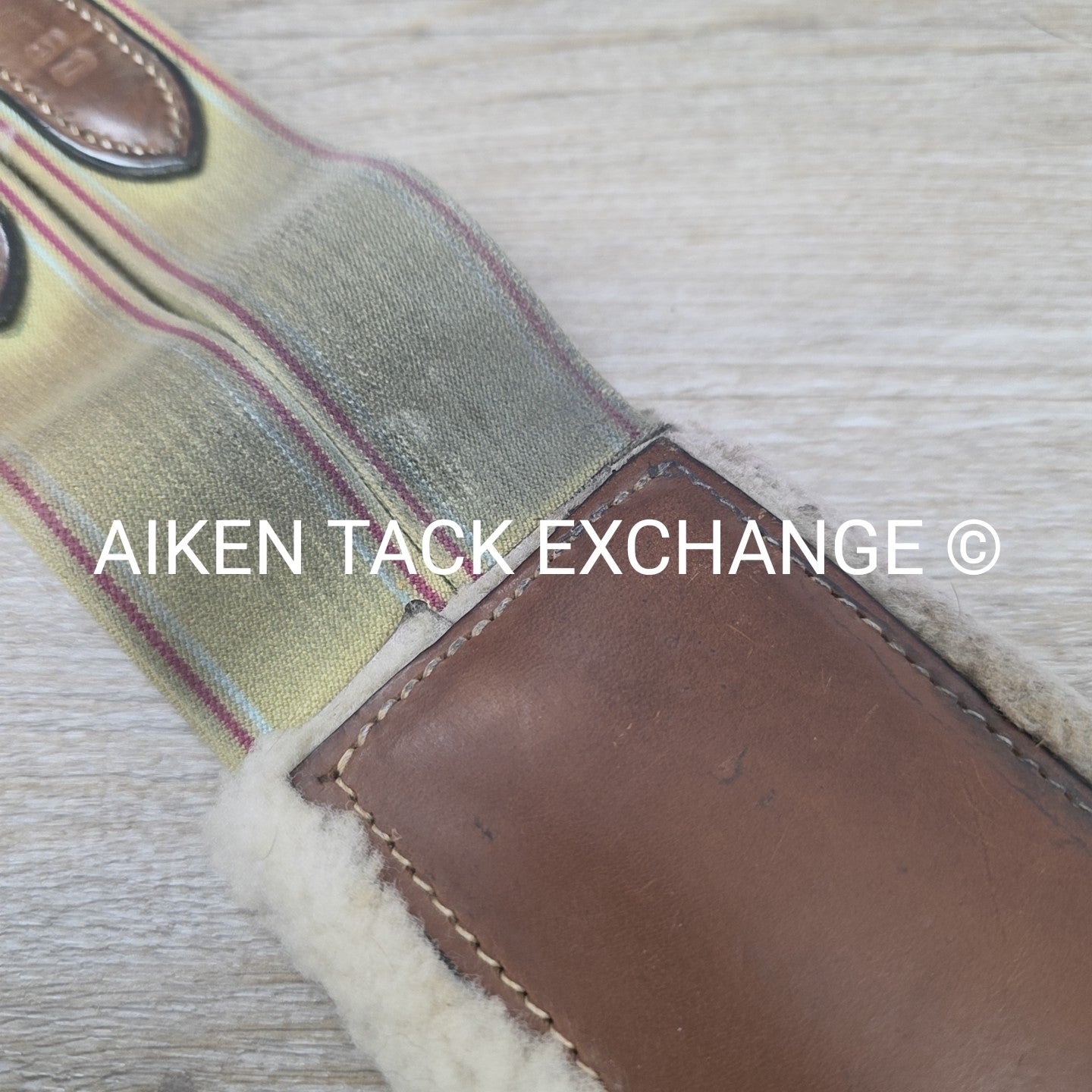 Beval Fleece Lined Girth with Single End Elastic, Brown, 50"