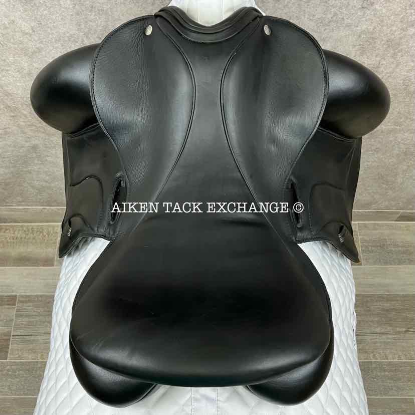 **SOLD** 2020 Custom Saddlery Icon Coda W Monoflap Dressage Saddle, 17.5" Seat, Adjustable Tree, Wool Flocked Panels