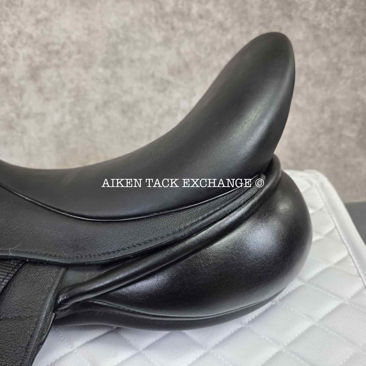 2020 Custom Saddlery Icon Star Monoflap Dressage Saddle, 18" Seat, Adjustable Tree, Wool Flocked Hybrid Panels