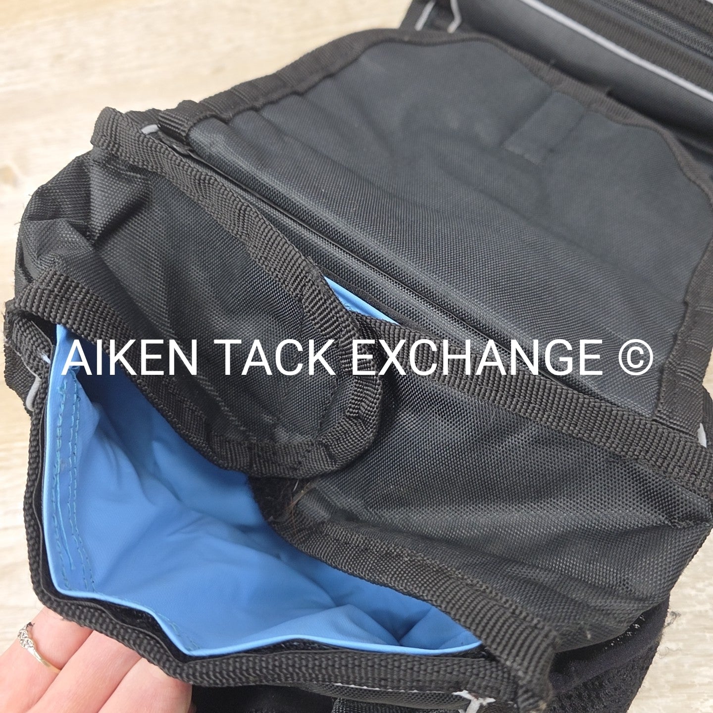 Majestic Ally Nylon Insulated Multi-Compartment Saddle Bag for Horn