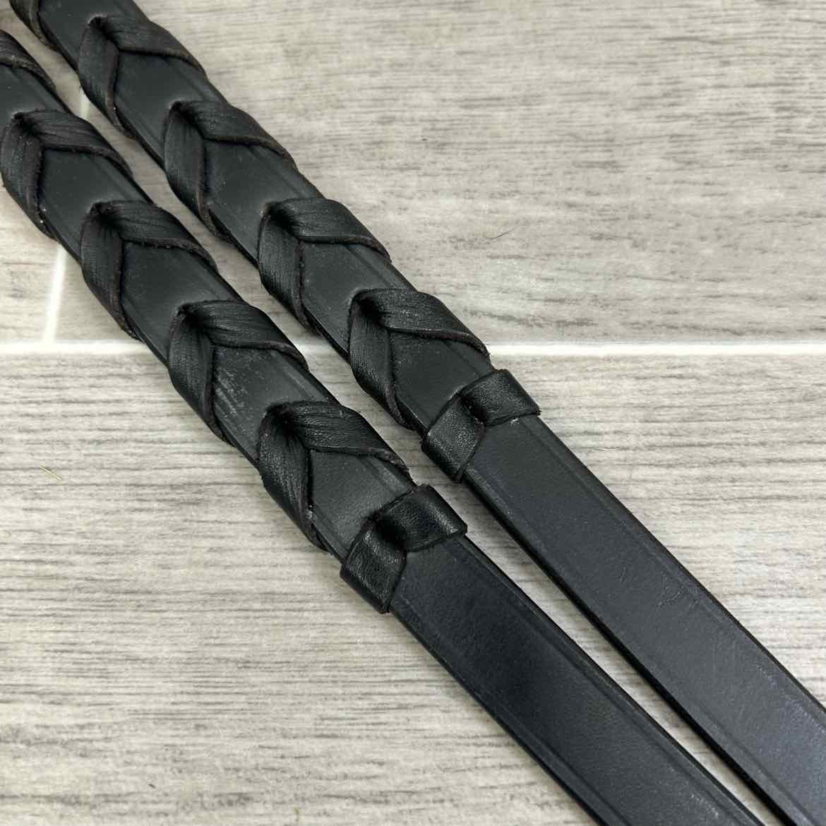 Flat Laced Reins, Black, 53"