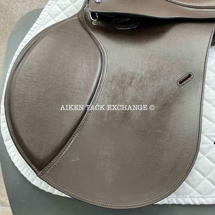 2013 Barnsby Aurora Close Contact Jump Saddle, 17" Seat, Medium Tree, Foam Panels