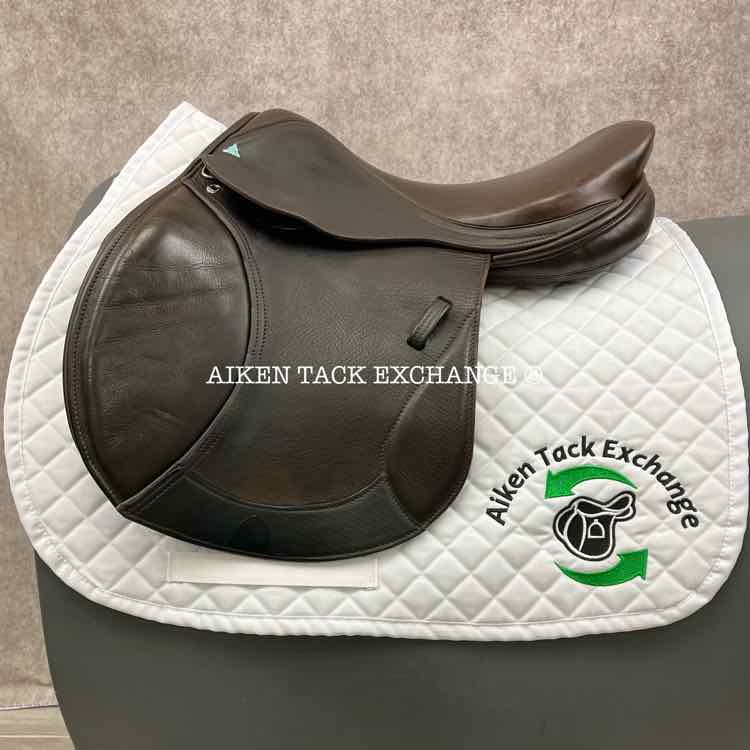 **SOLD** 2017 Bliss of London Close Contact Jump Saddle, 17" Seat, Extra Wide Tree, Wool Flocked Panels