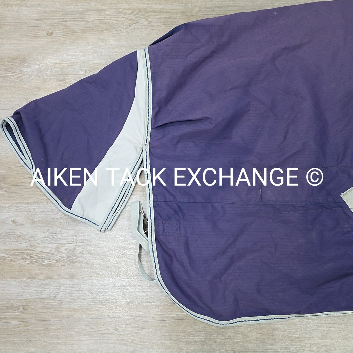 Weatherbeeta Landa High Neck Medium Weight Turnout Blanket, Size 81"