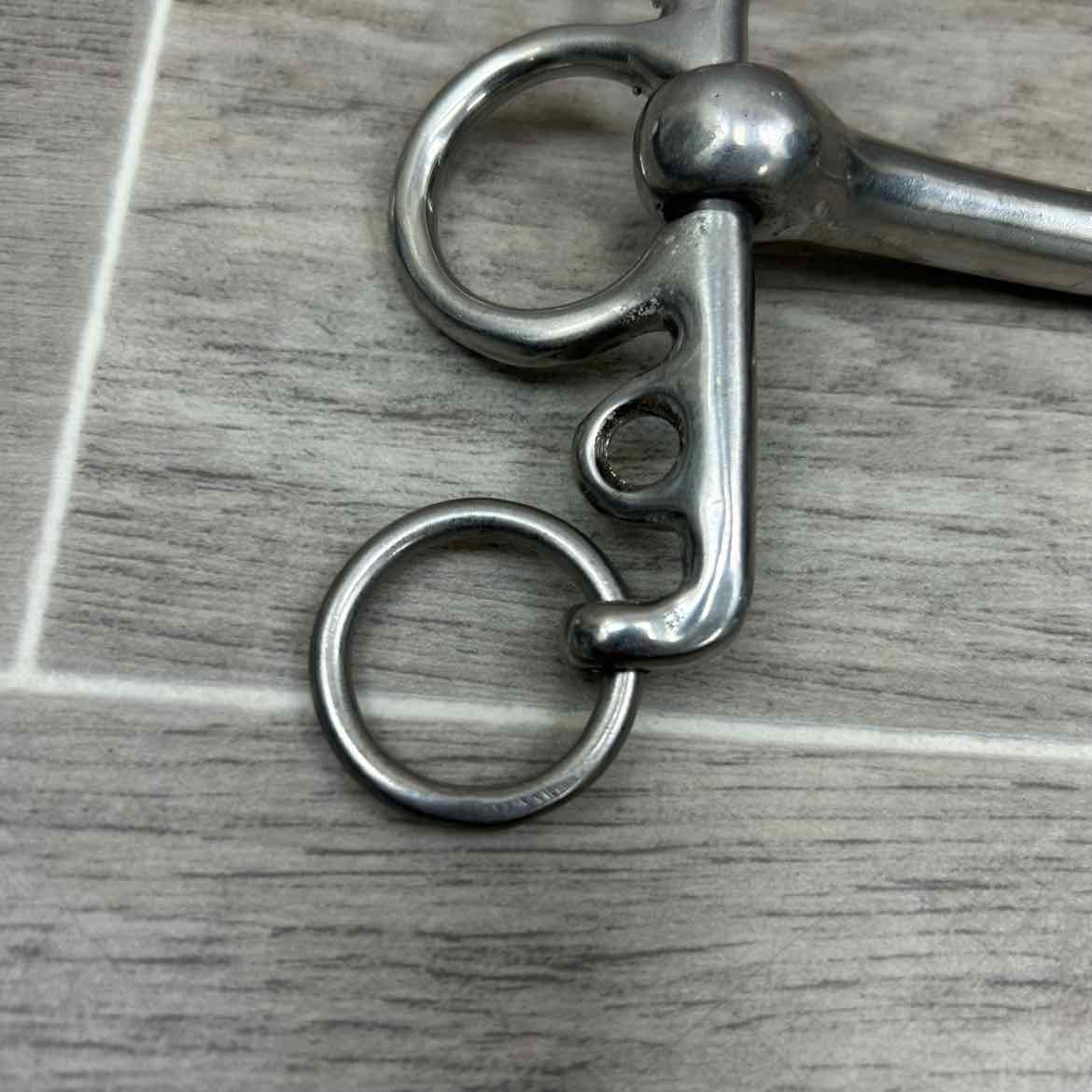 Mullen Mouth Pelham Bit 4.75' (No Hooks & Curb Chain)