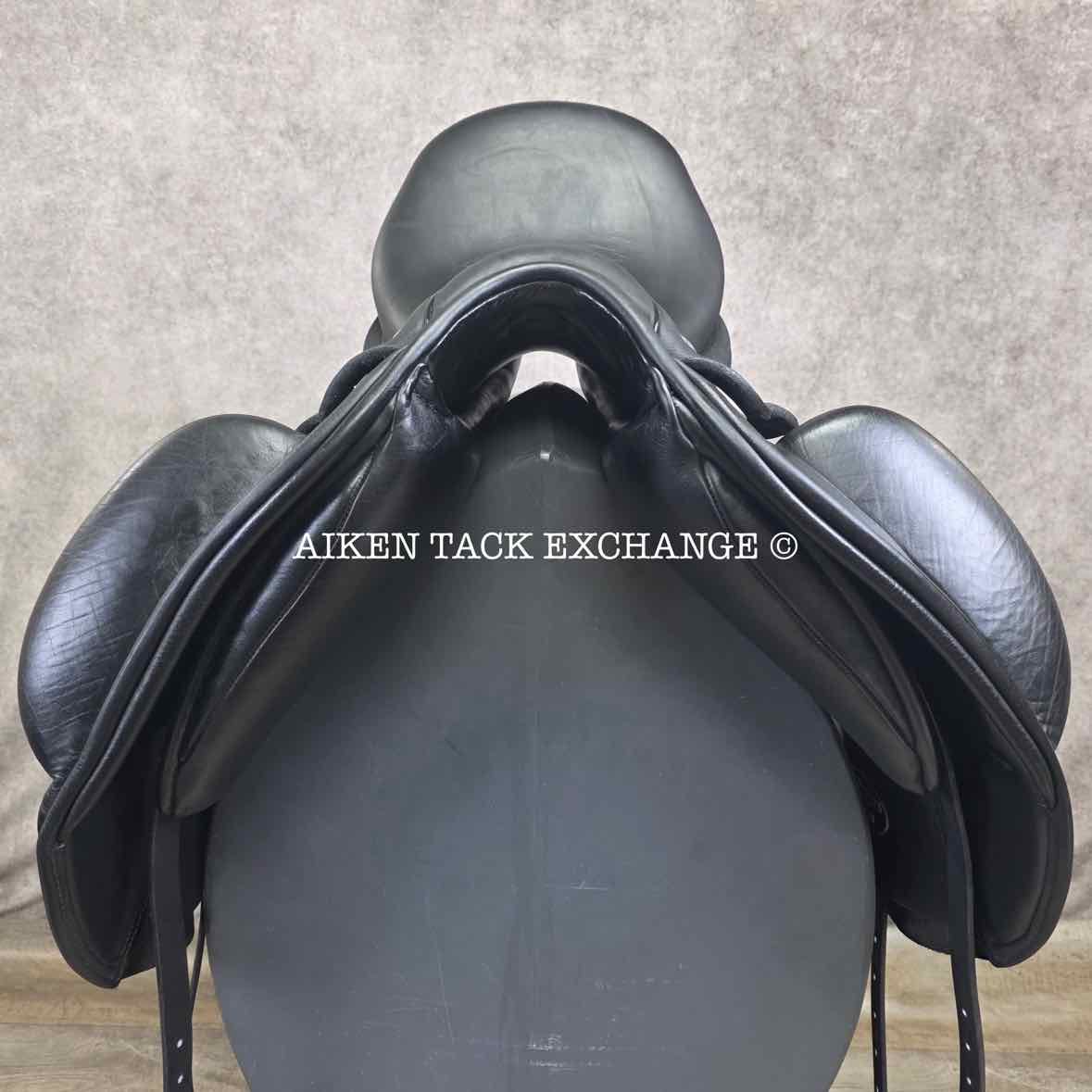 **SOLD** 2019 Custom Saddlery Wolfgang Solo MKII Monoflap Dressage Saddle, 17" Seat, Adjustable Tree, Wool Flocked Panels