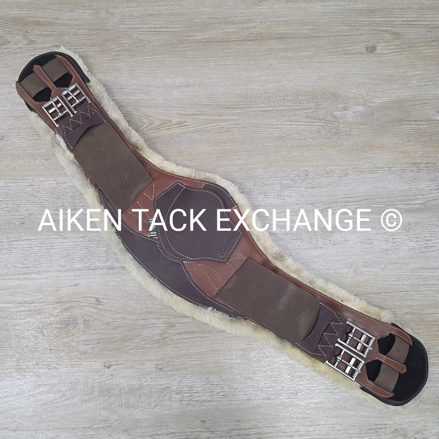 Devoucoux Makila Girth with Artificial Sheepskin Lining, Brown, 28"