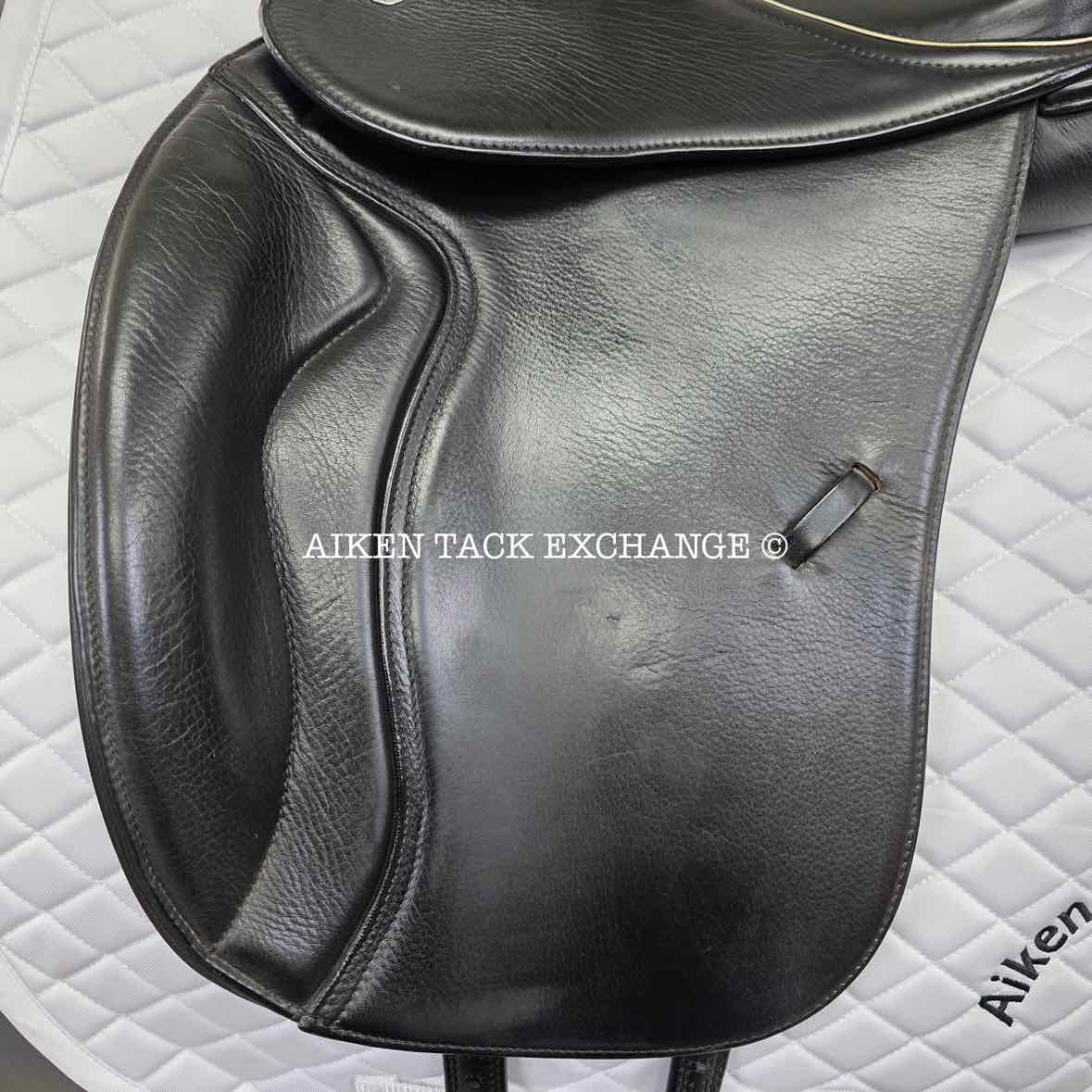 2014 Pegasus Butterfly Claudia Dressage Saddle, 17" Seat - Short Flap, Flexible Self-Adjusting & Self-Adapting ComfortFit Tree