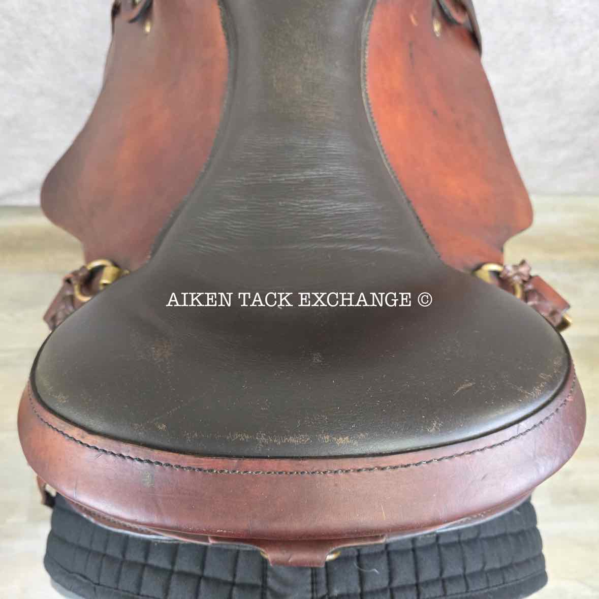 Big Horn Flex 807 Trail Endurance Saddle, 17" Seat, Flexible Tree - Medium Plus Fit with Endurance Bars