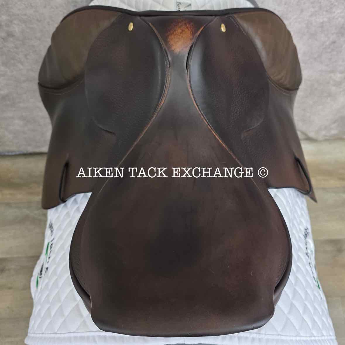 1999 Stackhouse Close Contact Jump Saddle, 17" Seat, Narrow Tree