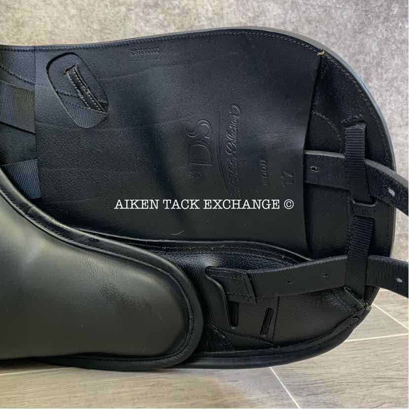 **On Trial** 2020 PDS Carl Hester Delicato II Monoflap Dressage Saddle, 17" Seat, Adjustable Tree - Changeable Gullet, Wool Flocked Panels