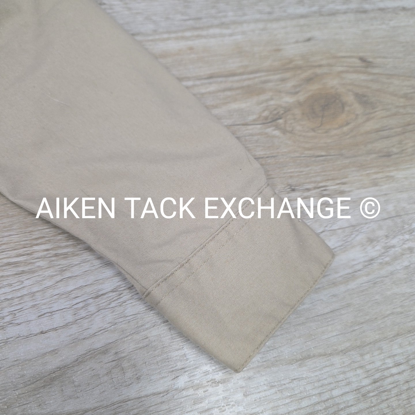 Aiken Hounds Long Sleeve Button Down Top, Size Medium
